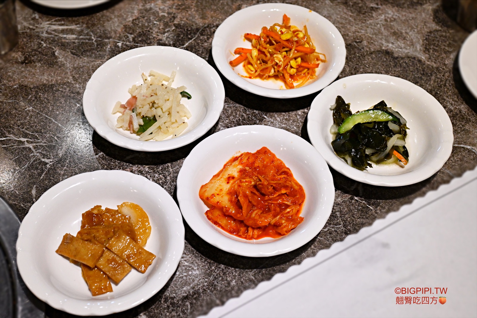 【南京復興美食】韓食堂，台北韓式料理推薦 韓國豬腳超道地 （菜單 價錢） @翹臀吃四方