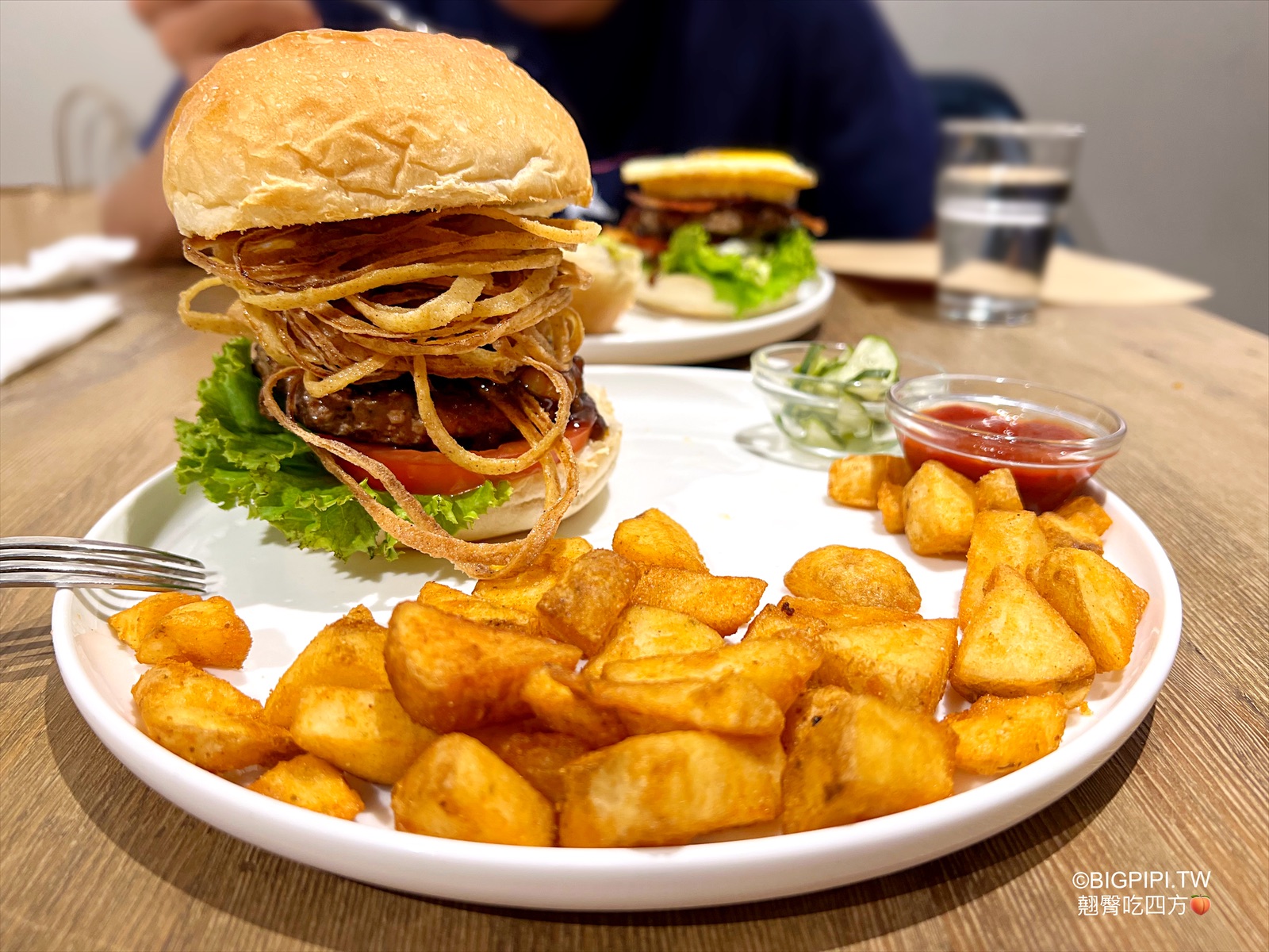 【台北信義區美食】waku waku burger 101店，日系文青漢堡 （菜單 價錢） @翹臀吃四方